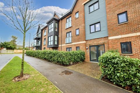 2 bedroom apartment for sale, Craftmans Crescent, Priory Court, RH15