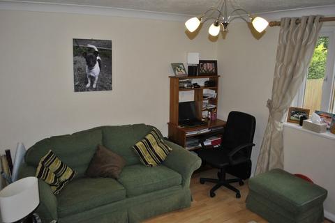 1 bedroom terraced house to rent, Haselmere Close, Bury St. Edmunds