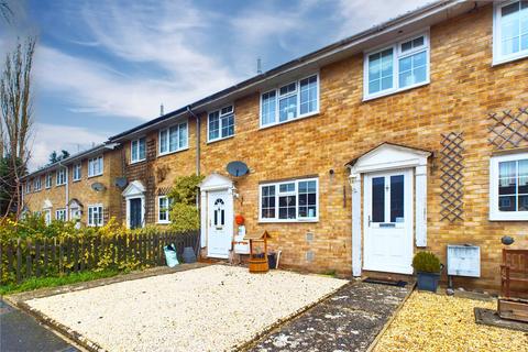 3 bedroom terraced house to rent, Millins Close, Owlsmoor, Sandhurst, Berkshire, GU47