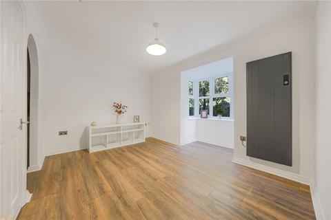 20 Beaumont Place, Isleworth, TW7 7LB