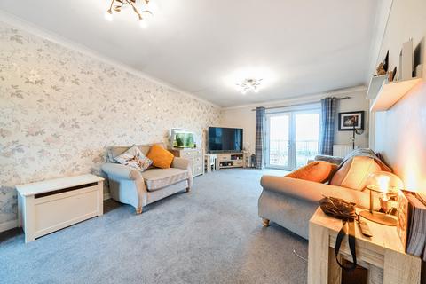 2 bedroom apartment for sale, Knightscote Close, Harefield, Uxbridge