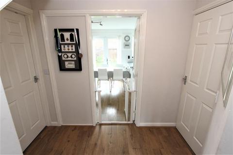1 Cookes Close, Neston, CH64 3TL
