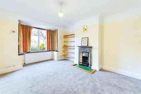 4 bedroom semi-detached house to rent, Elmfield Avenue, Teddington