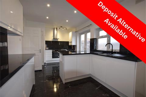 undefined, Waverley Crescent, Romford RM3