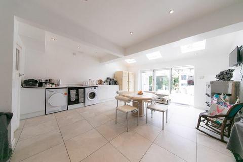 1 Beech Grove, Knott End On Sea, Poulton-le-fylde, FY6 0AL