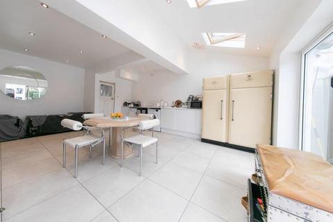 1 Beech Grove, Knott End On Sea, Poulton-le-fylde, FY6 0AL