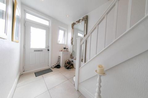 1 Beech Grove, Knott End On Sea, Poulton-le-fylde, FY6 0AL
