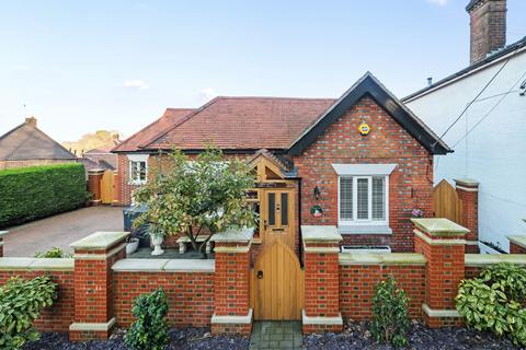 4 bedroom bungalow for sale, Church Hill, West End, Southampton, Hampshire, SO30