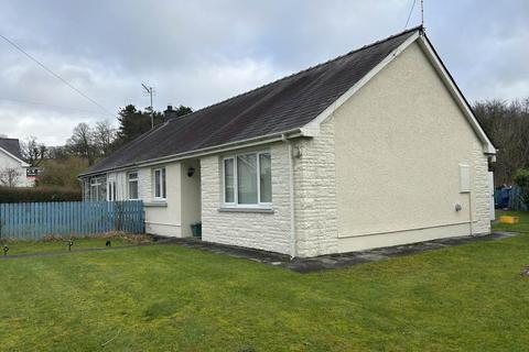 2 bedroom semi-detached bungalow to rent, 1 Godre'r Coed, Lampeter SA48