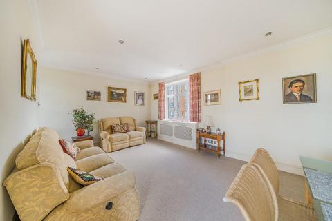 2 bedroom flat for sale, Hall Road, St Johns Wood