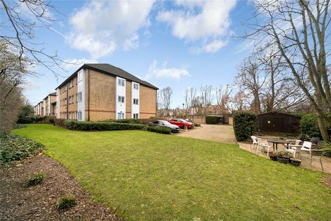 54 Heathcote Road, St Margarets, Twickenham, TW1 1SD
