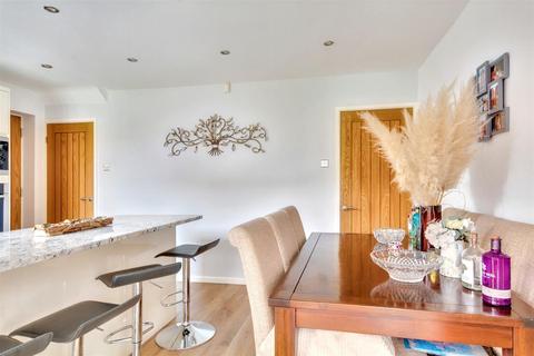 3 bedroom detached house for sale, St. Albans Road, Nottingham