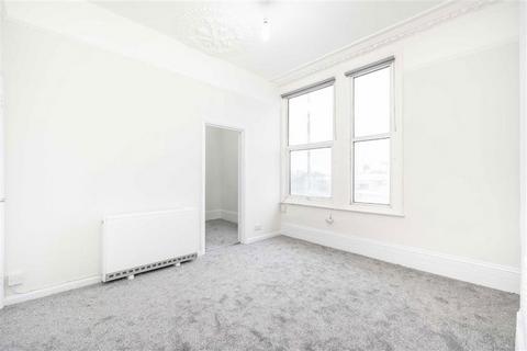 1 bedroom flat to rent, New Cross Road, London SE14