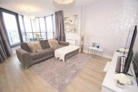 2 bedroom flat for sale, St. Peters Street, Leeds