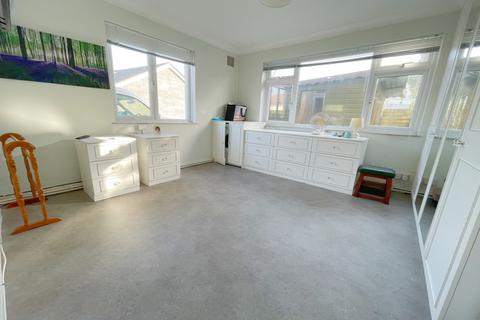 1 bedroom flat for sale, Bascott Close, Bournemouth, Dorset