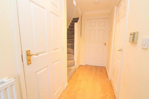 12 Burns Close, Carshalton, SM5 4PY