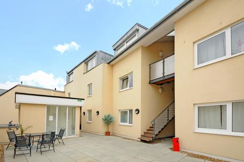 1 bedroom apartment to rent, Cowleaze Road, Kingston, KT2