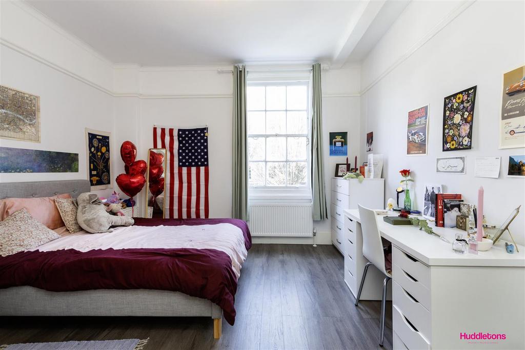 37 A Chalton Street -9.jpg