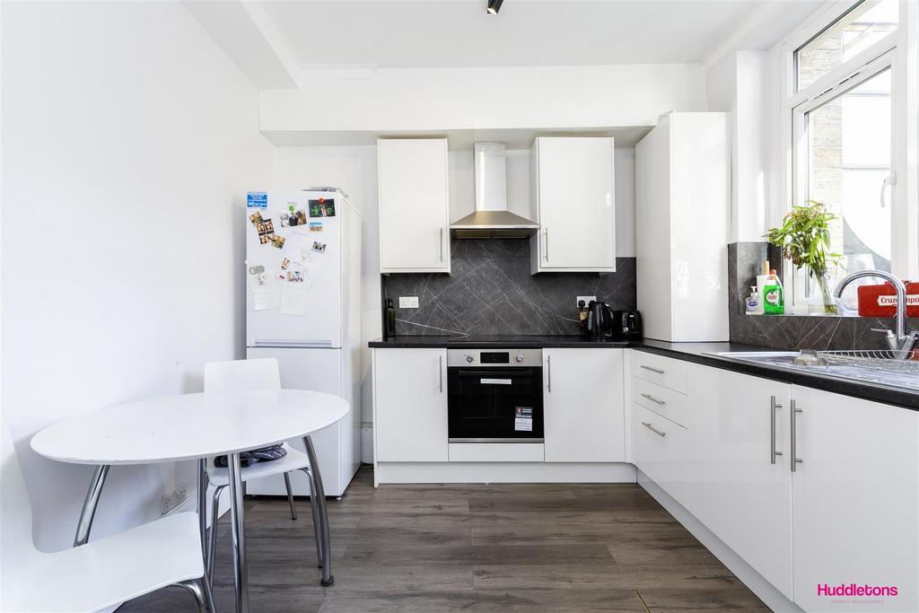 37 A Chalton Street -2.jpg
