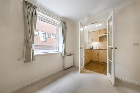 1 bedroom apartment for sale, Alma Road, Windsor