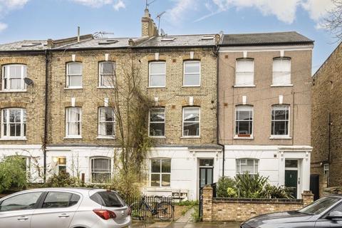 2 bedroom flat to rent, Regina Road, London N4