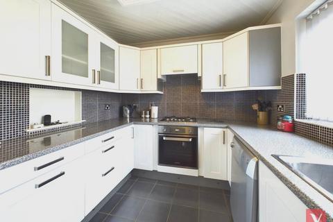 undefined, Brompton Close, Luton LU3