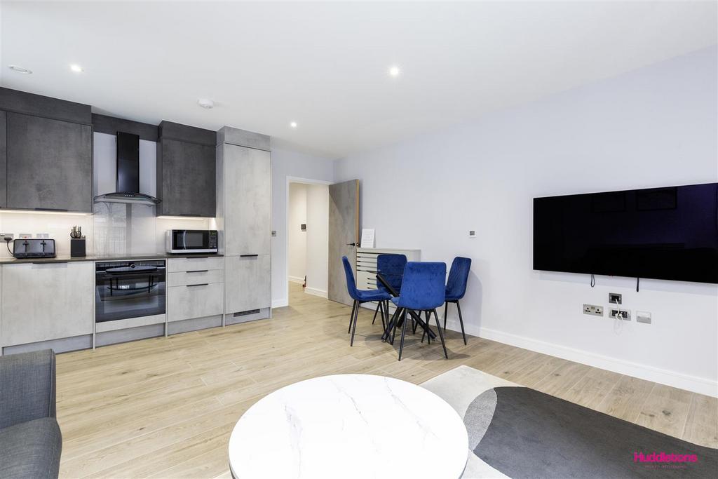 F9 Holecene Court -5.jpg