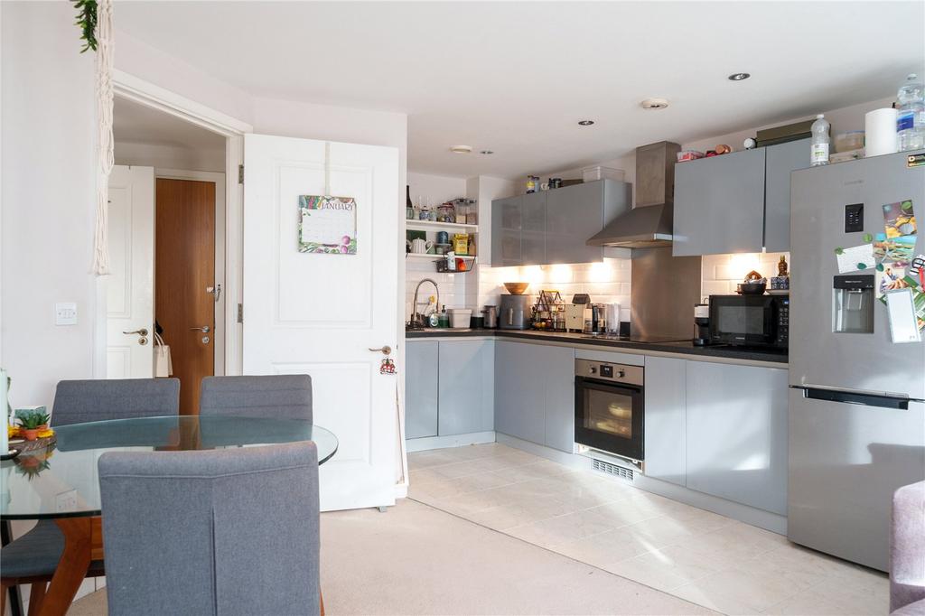 Kitchen/Dining
