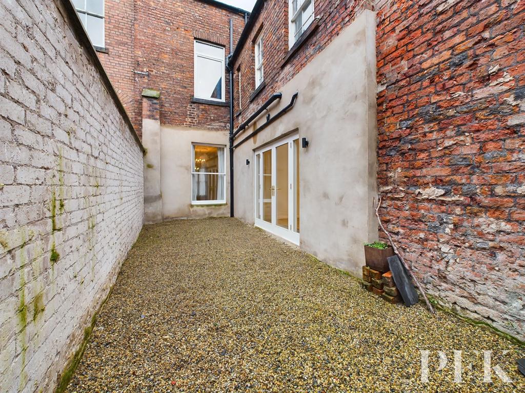 Rear courtyard