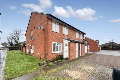 15 Heather Close, Isleworth, TW7 7PR