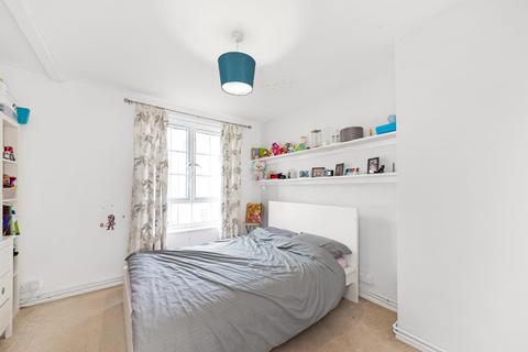 2 bedroom apartment for sale, Cowdray House, Quorn Road, East Dulwich, London