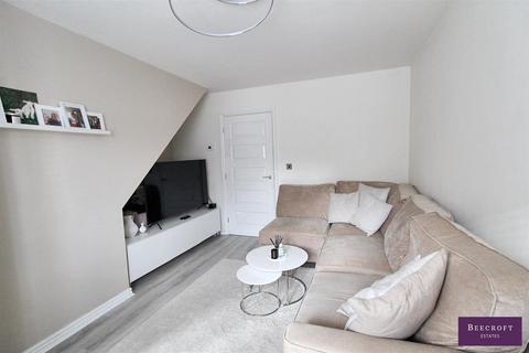 18 Almond Croft, Wombwell, Barnsley, S73 0NL