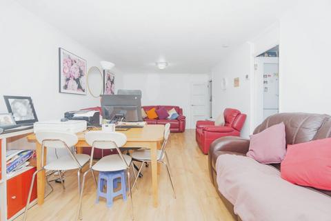 2 bedroom apartment for sale, Leda Road, London SE18