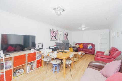 2 bedroom apartment for sale, Leda Road, London SE18