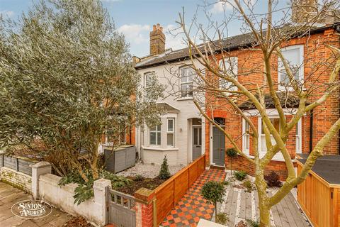 33 Green Avenue, London, W13 9RW