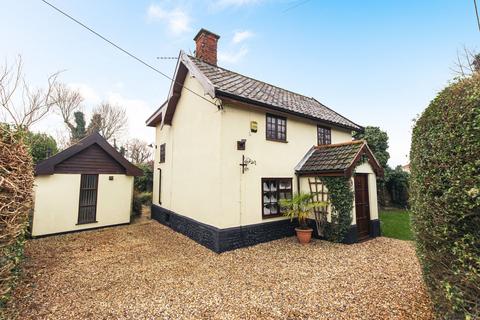 4 bedroom cottage for sale, Hargham Road, Attleborough, NR17