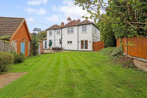 4 bedroom detached house for sale, 88 Farnborough Road, Farnham, Surrey, GU9