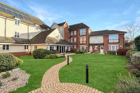 2 bedroom retirement property for sale, Notley Road, Braintree, CM7