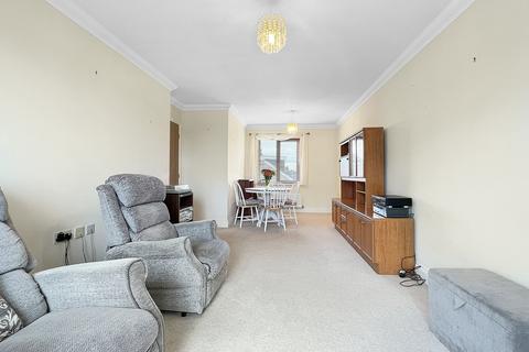 2 bedroom retirement property for sale, Notley Road, Braintree, CM7