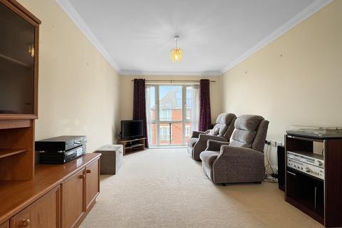 2 bedroom retirement property for sale, Notley Road, Braintree, CM7