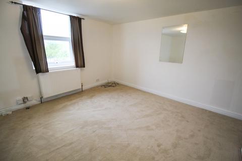 2 bedroom property to rent, The Lanes, Pudsey, Leeds, West Yorkshire, LS28