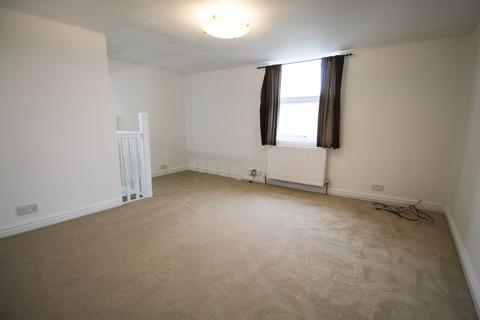 2 bedroom property to rent, The Lanes, Pudsey, Leeds, West Yorkshire, LS28