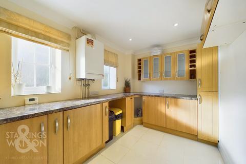 5 bedroom detached house for sale, Crocus Street, Wymondham