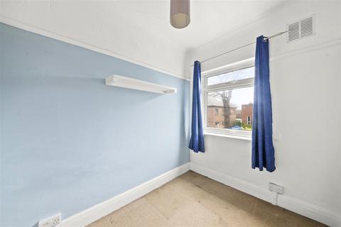 239a Powder Mill Lane, Twickenham, TW2 6EH