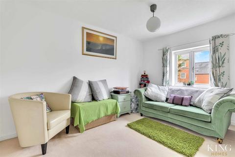 10 Barrie Close, Stratford-upon-avon, CV37 7JE