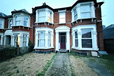 2 bedroom flat for sale, Torridon Road, Catford, SE6