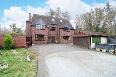 Harley Cottage Blackhills, Swindon, Dudley, DY3 4PU