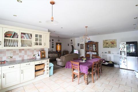 Harley Cottage Blackhills, Swindon, Dudley, DY3 4PU