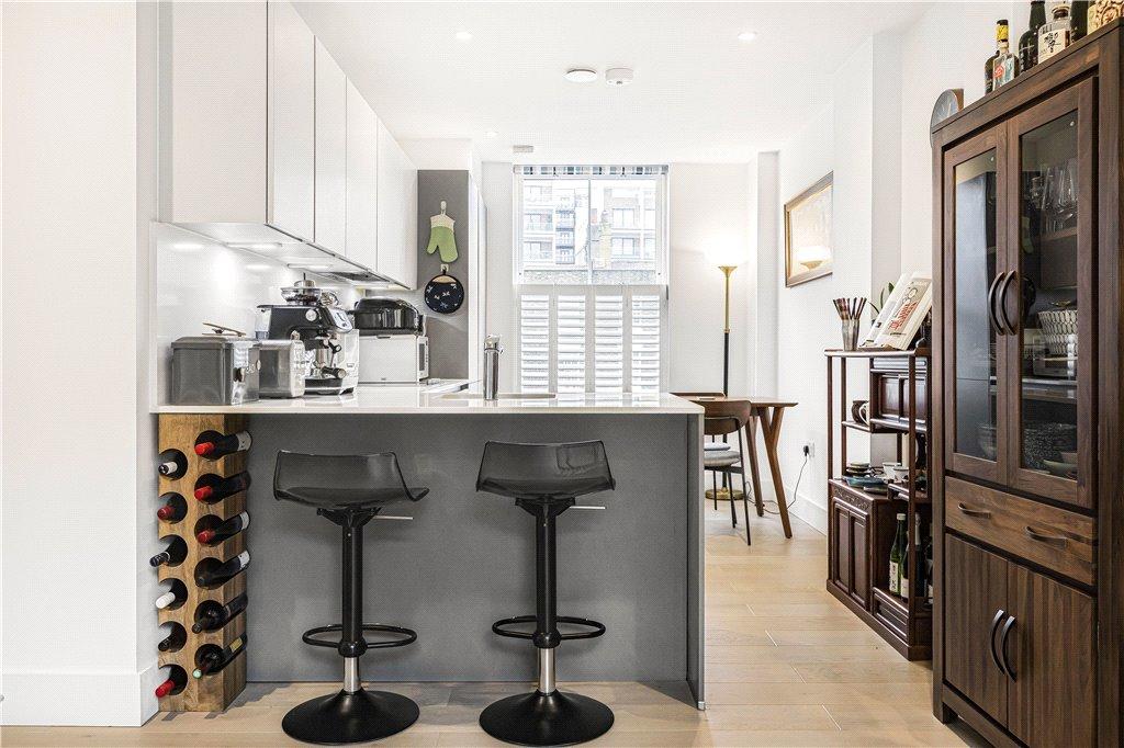 Reception/Kitchen