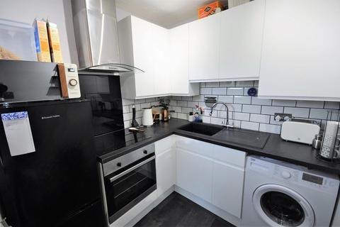 1 bedroom apartment for sale, Osprey Close, Watford WD25